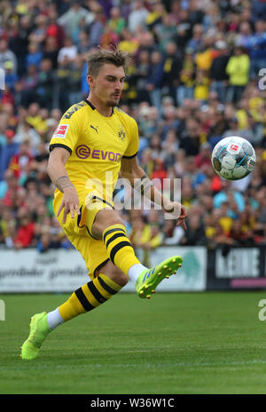 Hardheim, Allemagne. 12 juillet, 2019. Le Maximilian Dortmund Philipp joue la balle. Credit : Karl-Josef Opim/dpa/Alamy Live News Banque D'Images