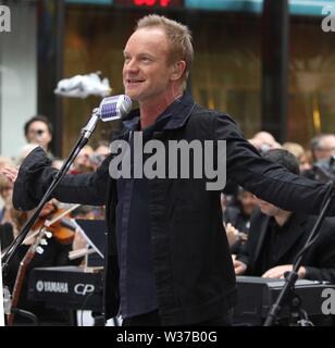 Sting 2010 Photo de John Barrett/CelebrityArchaeology.com Banque D'Images