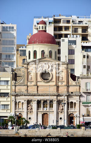 L'église paroissiale de Jésus de Nazareth, Sliema, Malte, Europe Banque D'Images