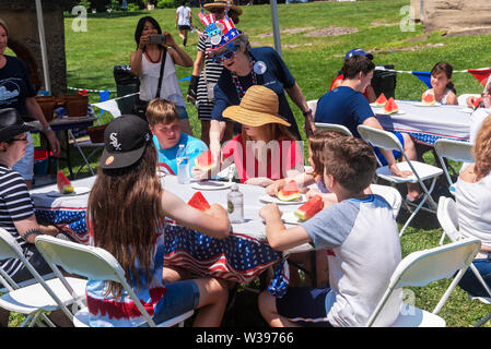 Concours de manger de la pastèque, à l'ancienne 4 de juillet, Fête , Doylestown, PA, USA Banque D'Images