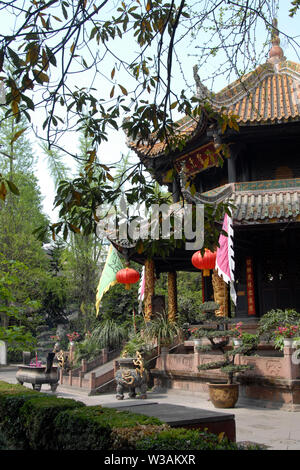 Les huit trigrammes Pavilion at the Green Ram Temple ou Temple de chèvre vert à Chengdu, Chine. Aussi le monastère de chèvre ou Ram vert. Un temple taoïste chinois Banque D'Images