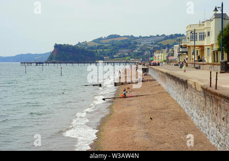 La vue sur le front de mer à Teignmouth et Shaldon Banque D'Images