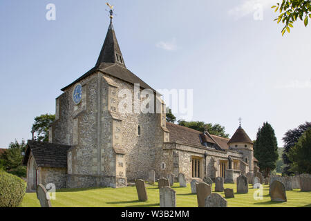 St Michael and all angels parish church surrey village mickleham Banque D'Images