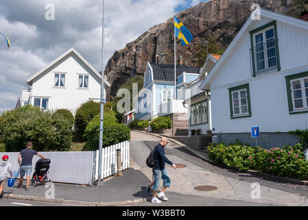 Grebbestad, , Suède - Juillet 8, 2019 : Vue de la Suédoise populaire ville touristique de Stenungsund, lieu de naissance de l'écrivain Camilla Läckberg, l'ouest de la Suède. Banque D'Images