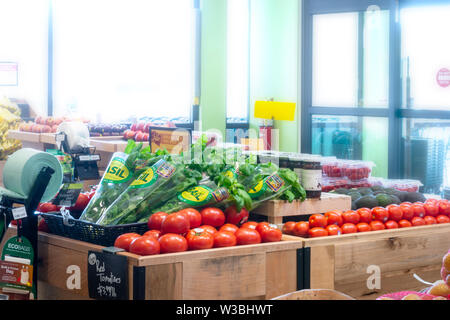 Section des Fruits Légumes Épicerie Banque D'Images