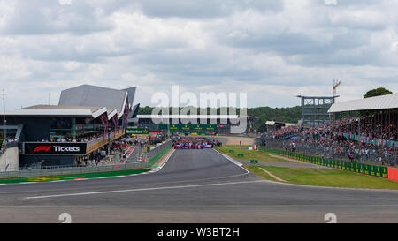 Silverstone, UK. 14 juillet, 2019. Un aperçu de le circuit de Silverstone dans Jour de la course de Formule 1 lors du Grand Prix Rolex 2019 au circuit de Silverstone le dimanche, Juillet 14, 2019 en Angleterre, de TOWCESTER. Credit : Taka G Wu/Alamy Live News Banque D'Images