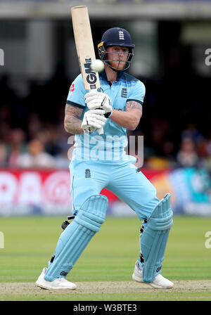 L'Angleterre Ben Stokes en action au bâton lors de la finale de la Coupe du Monde de CIC à Lord's, Londres. Banque D'Images