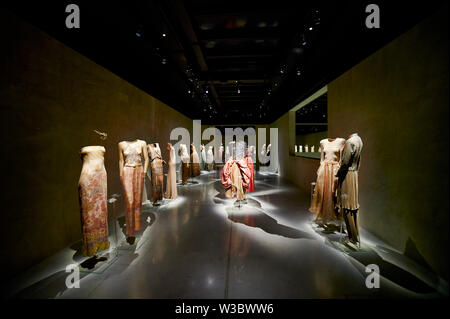Armani Silos est un musée d'art de la mode à Milan Italie dédiée à l'Armani style. L'espace d'exposition a été ouverte en 2015 et est une vie, ouvrir-à-th Banque D'Images