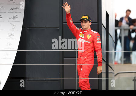 Silverstone, UK. 14 juillet 2019. FIA F1 Grand Prix de Grande-Bretagne, la Journée de la course, la Scuderia Ferrari, Charles Leclerc sur le podium : Action Crédit Plus Sport Images/Alamy Live News Banque D'Images