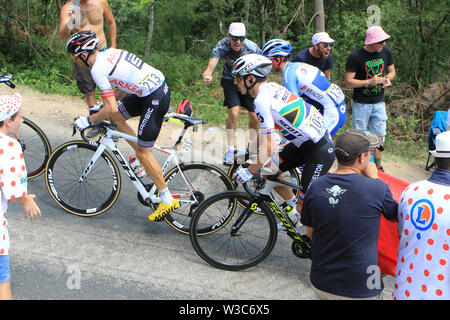 St Etienne, France. 14 juillet 2019. Tour de France en vélo, stage 9, Saint-Etienne à Brioude ; Anthony Delaplace (FRA) Team Arkea, Daryl Impey, Mitchelton - Scott et Romain Sicard : Action Crédit Plus Sport Images/Alamy Live News Banque D'Images