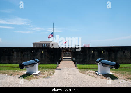 Les gains du Fort construit pour défendre la baie de Mobile et a été utilisé dans la guerre civile Banque D'Images