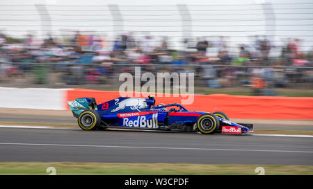 Towcester, Royaume-Uni. 14 juillet, 2019. Alexander Albon de Toro Rosso en Formule 1 au cours de la Journée de la course Rolex Grand Prix de Grande-Bretagne 2019 à Silverstone Circuit sur Dimanche, 14 juillet 2019 en Angleterre, de Towcester. Credit : Taka G Wu/Alamy Live News Banque D'Images