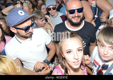 Glasgow, Royaume-Uni. 14 juillet 2019. Vagues Circa en concert, d'agir sur la scène à King Tuts TRNSMT 2019. Crédit : Colin Fisher/Alamy Live News. Banque D'Images