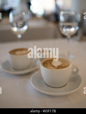 Au café restaurant du Rick Stein Bancs Banque D'Images