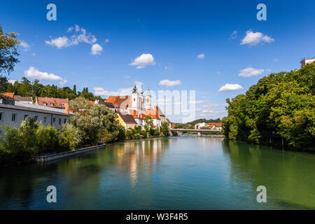 - Une ville de Steyr en Autriche. Les rivières de l'Enns et Steyr. Banque D'Images