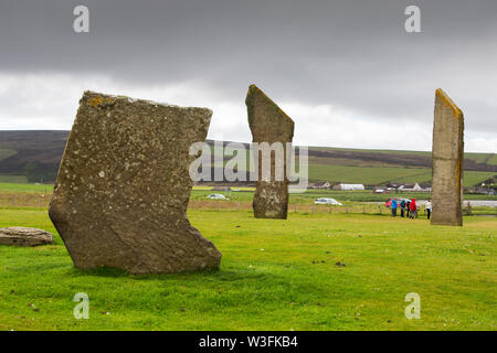 Les pierres d'Orkney Stenness sur le continent, peut-être le plus vieux site Henge dans les îles Britanniques, l'Écosse, au Royaume-Uni. Banque D'Images