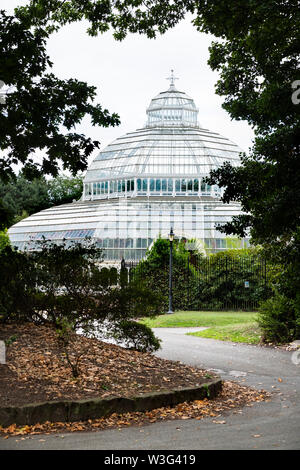 Sefton Park Palm House à Liverpool (Royaume-Uni), construit par Henry Yates Thompson millionnaire de Liverpool en 1896. Banque D'Images