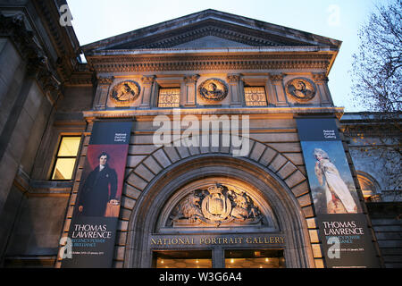 Londres - jan 16 : point de vue extérieur sur la National Portrait Gallery, créée en 1856, 2 millions de visiteurs annuels, situé à St Martin's Place, le Jan 16, 201 Banque D'Images