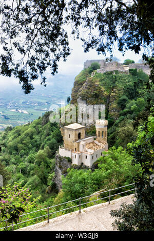 Pepoli Erice en château au sommet du mont Erice dans Erice, Sicile Italie. Banque D'Images