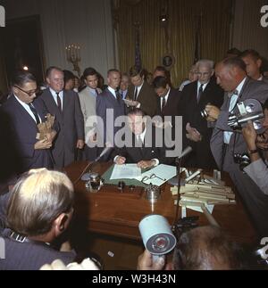 Civil Rights Act signature LBJ. Banque D'Images