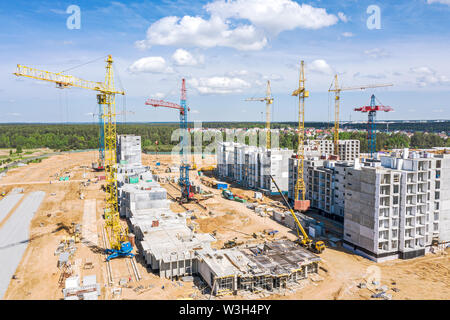 Vue de dessus de l'antenne de chantier. construction de nouveaux appartements. photographie de drones Banque D'Images