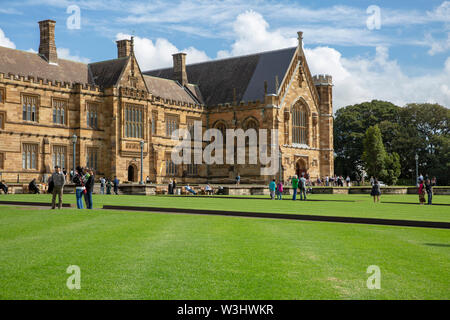 Bâtiment en grès et quadrilatère de l'Université de Sydney, Sydney, Nouvelle-Galles du Sud, Australie Banque D'Images