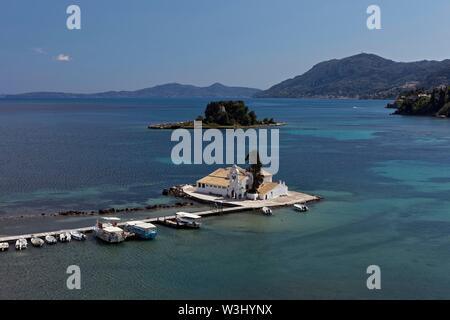 Monastère de Vlachernes et la souris de l'île, l'île de la péninsule de Kanoni, l'île de Corfou, îles Ioniennes, Grèce Banque D'Images