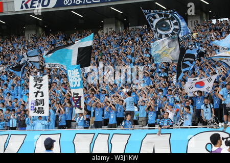 Tokyo, Japon. 14 juillet, 2019. Kawasaki frontale lors de la J1 2019 football match Ligue entre FC Tokyo 0-3 Kawasaki frontale au Ajinomoto Stadium à Tokyo, Japon, Juillet 14, 2019. Credit : AFLO/Alamy Live News Banque D'Images