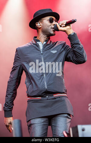 Suisse Locarno. 15 juillet 2019. L'auteur-compositrice-Acteur et producteur de ALOE BLACC effectue sur scène à la Piazza Grande au cours de la 'Moon & Stars Festival 2019' Banque D'Images