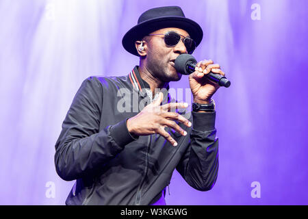 Suisse Locarno. 15 juillet 2019. L'auteur-compositrice-Acteur et producteur de ALOE BLACC effectue sur scène à la Piazza Grande au cours de la 'Moon & Stars Festival 2019' Banque D'Images