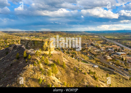 Une vue aérienne du centre-ville de Castle Rock sur le rocher Banque D'Images