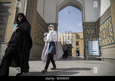 16 juillet 2019 - Shahre-Ray, Téhéran, Iran - les musulmans chiites dans le sanctuaire d'Abdol-Azim Shah Rey, Téhéran, Iran. Credit : Rouzbeh Fouladi/ZUMA/Alamy Fil Live News Banque D'Images