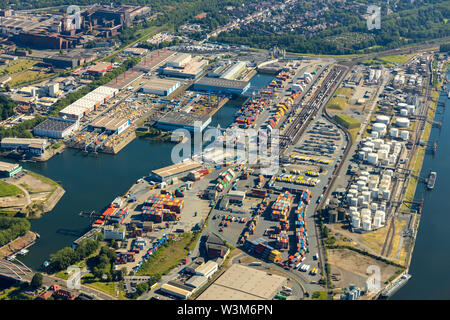 Photo aérienne de la société Haeger & Schmidt de la logistique chez Duisburger Hafen Duisport AG an der Ruhr avec l'estuaire de la Ruhr dans le Rhin en vue et de Banque D'Images