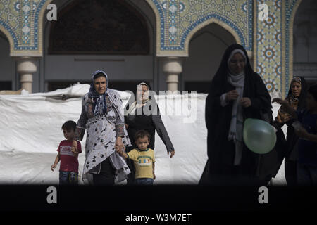 16 juillet 2019 - Shahre-Ray, Téhéran, Iran - les musulmans chiites dans le sanctuaire d'Abdol-Azim Shah Rey, Téhéran, Iran. Credit : Rouzbeh Fouladi/ZUMA/Alamy Fil Live News Banque D'Images