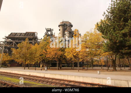 Altes Stahlwerk im Landschaftspark Duisburg Nord Banque D'Images