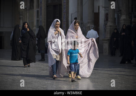 16 juillet 2019 - Shahre-Ray, Téhéran, Iran - les musulmans chiites dans le sanctuaire d'Abdol-Azim Shah Rey, Téhéran, Iran. Credit : Rouzbeh Fouladi/ZUMA/Alamy Fil Live News Banque D'Images