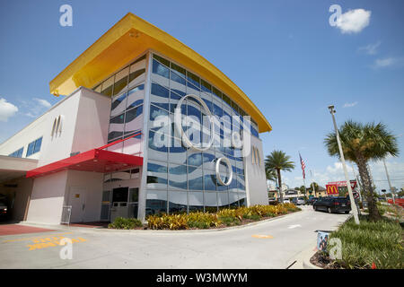 Le plus grand restaurant Mcdonald's de divertissement sur International Drive Orlando Florida USA Banque D'Images