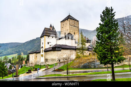 Vue sur Château Mauterndorf Salzbourg en Autriche de l'État Banque D'Images