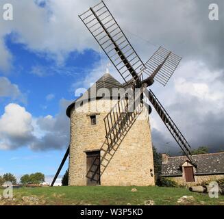 Moulin à Mont Dol mountain, Bretagne, France Banque D'Images