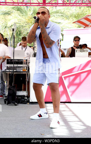 Bow Wow il se produit au rendez-vous dans la piscine Dayclub Flamingo Hotel & Casino à Las Vegas, Nevada. En vedette : Bow Wow Où : Las Vegas, Nevada, United States Quand : 15 Juin 2019/WENN.com DJDM Crédit : Banque D'Images