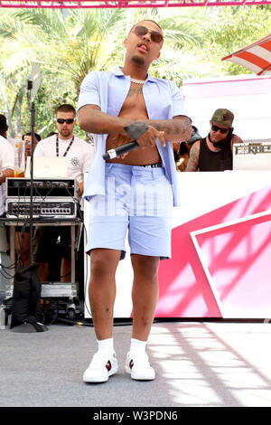Bow Wow il se produit au rendez-vous dans la piscine Dayclub Flamingo Hotel & Casino à Las Vegas, Nevada. En vedette : Bow Wow Où : Las Vegas, Nevada, United States Quand : 15 Juin 2019/WENN.com DJDM Crédit : Banque D'Images