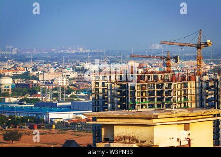 La construction dans la ville de haute taille/ apartments Banque D'Images