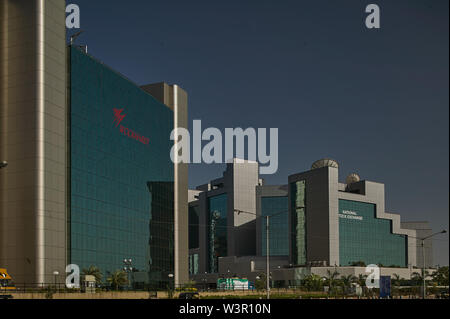 21-Apr-2004-couverts verre édifices à Bandra Kurla Complex est un nouveau quartier commercial de Mumbai, Maharashtra Inde Asie Banque D'Images