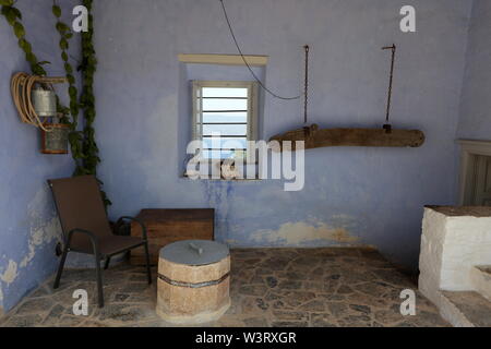 Décoration d'une section du Profitis Ilias monastère dans l'île d'Hydra, Grèce. Banque D'Images