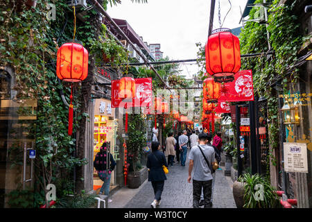 Tianzifang, Shanghai / Chine - Mai 8, 2019 : une destination touristique s'est transformée à partir des architectures résidentielles et des usines dans un artsy ar Banque D'Images