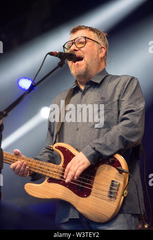 Londres, Angleterre, Royaume-Uni. Chanteur/bassiste Jimi Goodwin de groupe de rock anglais Colombes effectue à Somerset House, Londres, Angleterre. 16 juillet 2019. Ref : CMT370-J5201-170719 Justin ng/WWW.LMKMEDIA.COM Médias Historique Banque D'Images