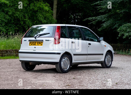 1996 Fiat Punto 90 1.6 ELX 5 portes voiture compacte Italienne Banque D'Images