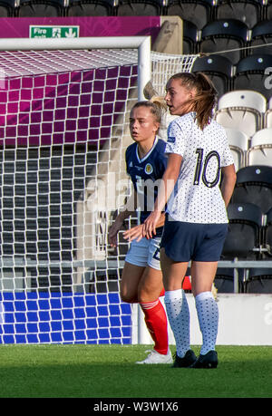 Paisley, Scotland, UK. 16 Juillet 2019 : l'Écosse et la France jouent un U19 de l'UEFA Women's Championship match de groupe à Paisley. Banque D'Images