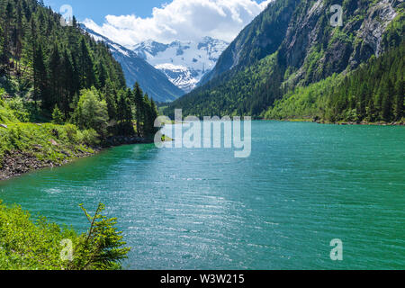 Lac de montagne. Forêt de montagne paysage lac, Alpes, Autriche Banque D'Images