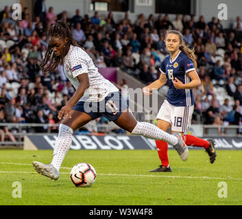 Paisley, Scotland, UK. 16 Juillet 2019 : l'Écosse et la France jouent un U19 de l'UEFA Women's Championship match de groupe à Paisley. Banque D'Images